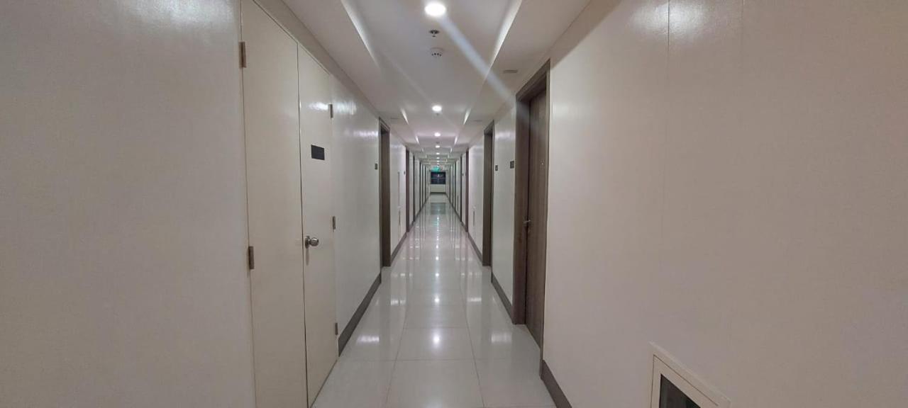 One Bedroom Condo Unit Fame Residences 马尼拉 外观 照片