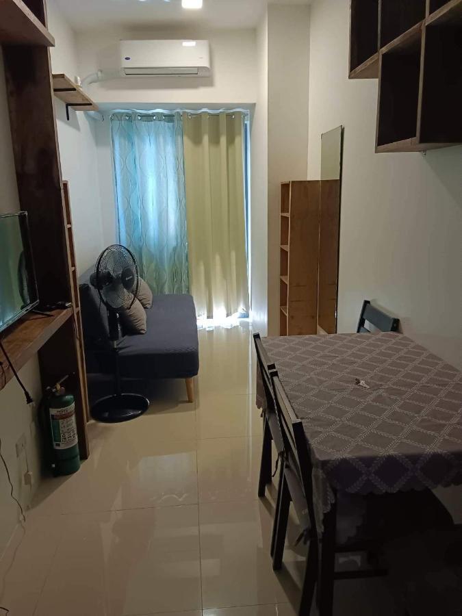 One Bedroom Condo Unit Fame Residences 马尼拉 外观 照片