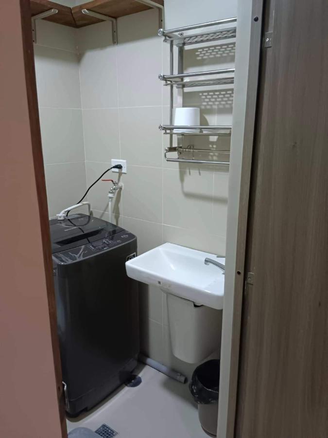 One Bedroom Condo Unit Fame Residences 马尼拉 外观 照片