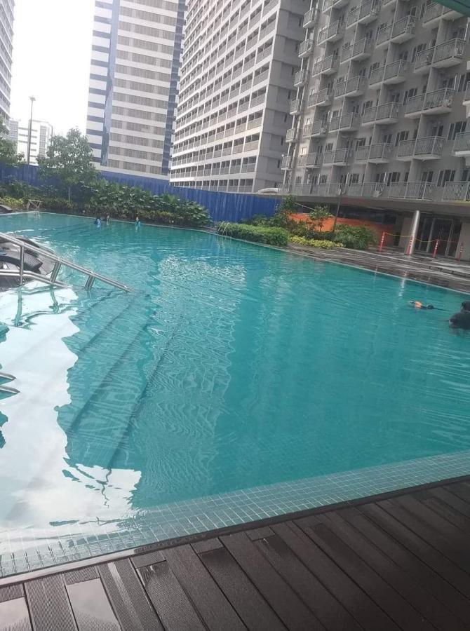 One Bedroom Condo Unit Fame Residences 马尼拉 外观 照片